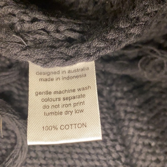 EUC Back from Bali black medium weight knit sweater with fringe. - Picture 9 of 10